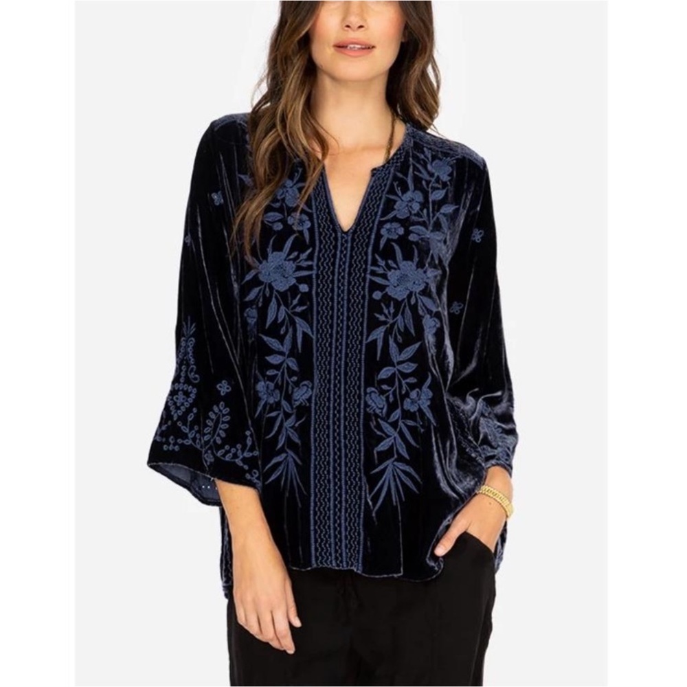 Johnny Was Adele Embroidered Velvet Blouse Navy Blue Floral Boho Size Medium